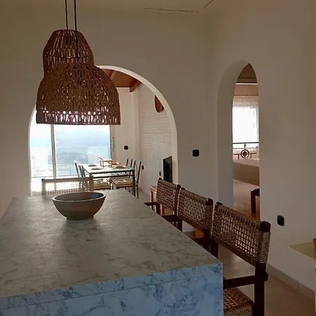 Apartament Elegant Escape With Panoramic Views *